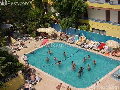 Leandra Hotel 8